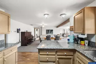 1589 Kenard St NW, Salem, OR 97304 - Photo 16