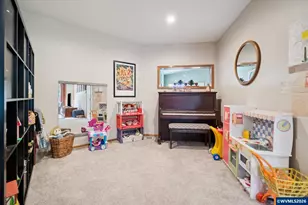 8306 Wheatland Rd NE, Keizer, OR 97303 - Photo 28