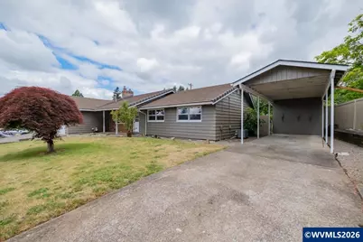 1975 E Pine St, Stayton, OR 97383 - Photo 2