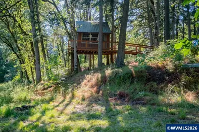 10102 Liberty Rd S, Salem, OR 97306 - Photo 36