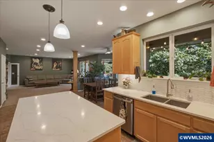 10102 Liberty Rd S, Salem, OR 97306 - Photo 18