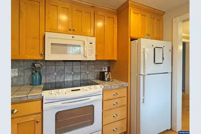 1716 Lincoln St NW, Albany, OR 97321 - Photo 10