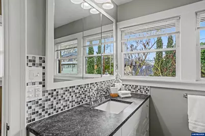 320 SW 5th St, Corvallis, OR 97333 - Photo 28