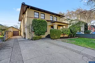 320 SW 5th St, Corvallis, OR 97333 - Photo 2
