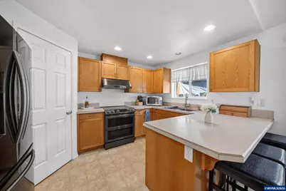 3370 Marion St SE, Albany, OR 97322 - Photo 12