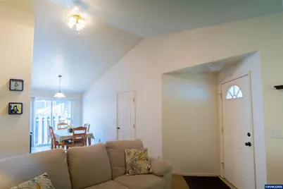 3370 Marion St SE, Albany, OR 97322 - Photo 8