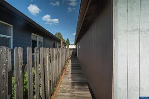 3370 Marion St SE, Albany, OR 97322 - Photo 30