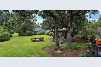 1125 Chestnut St NW, Salem, OR 97304 - Photo 10