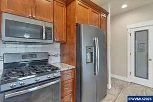 502 SW Augustus Dr, Dallas, OR 97338 - Photo 26