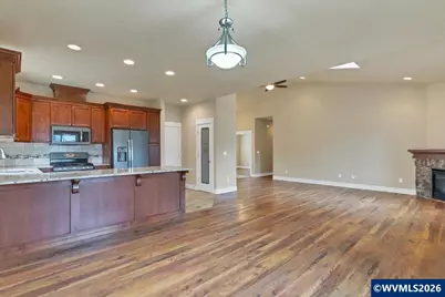 502 SW Augustus Dr, Dallas, OR 97338 - Photo 20