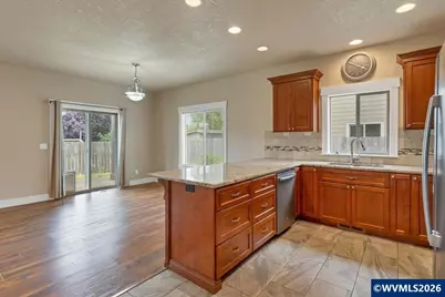 502 SW Augustus Dr, Dallas, OR 97338 - Photo 28