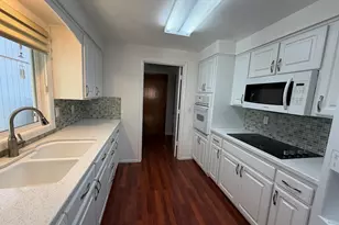 1852 Woodstock Cir NW, Salem, OR 97304 - Photo 6