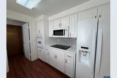 1852 Woodstock Cir NW, Salem, OR 97304 - Photo 8