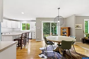 1160 31st Ct NW, Salem, OR 97304 - Photo 10