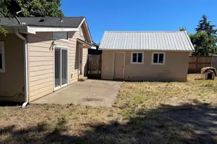 560 Warren St S, Monmouth, OR 97361 - Photo 6