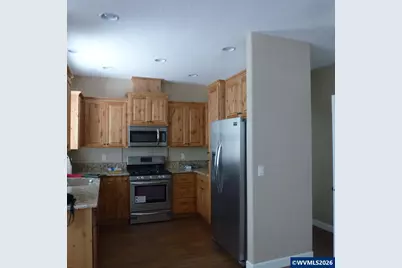 1306 49th Av SE, Salem, OR 97317 - Photo 4