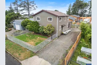 192 NW 58th St, Newport, OR 97365 - Photo 1