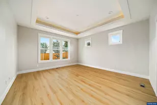 755 Emily Grace Ln SE, Salem, OR 97306 - Photo 32