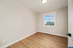 755 Emily Grace Ln SE, Salem, OR 97306 - Photo 10