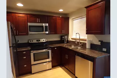 4792 Lancaster  #100 Dr NE, Salem, OR 97305 - Photo 4