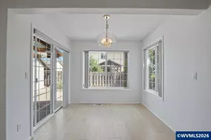 4283 Geranium Ave NE, Salem, OR 97305 - Photo 16