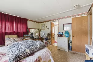 1999 Jansen Way, Woodburn, OR 97071 - Photo 18