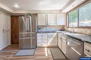 550 Wormwood St SE, Salem, OR 97306 - Photo 12