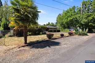 868 Charles Ave S, Salem, OR 97302 - Photo 6