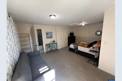 868 Charles Av S, Salem, OR 97302 - Photo 8