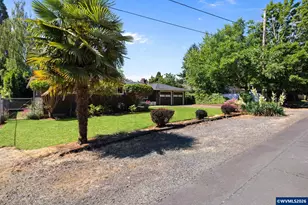 868 Charles Ave S, Salem, OR 97302 - Photo 2