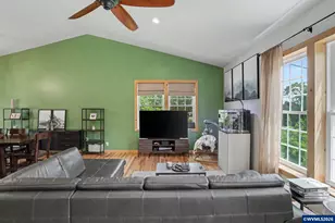 1405 Laurel Heights Dr NW, Albany, OR 97321 - Photo 10