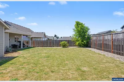 525 NE Aspen St, Sublimity, OR 97385 - Photo 34
