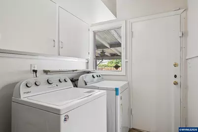 1385 Pearl St NE, Salem, OR 97301 - Photo 22