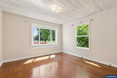 1385 Pearl St NE, Salem, OR 97301 - Photo 16