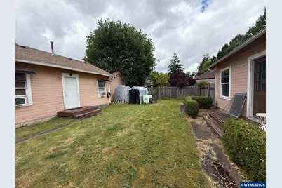 2335 Walnut Av NE, Salem, OR 97301 - Photo 8