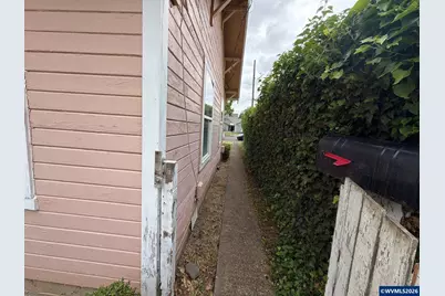 2335 Walnut Av NE, Salem, OR 97301 - Photo 18