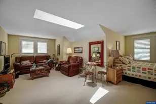 762 SE St Andrews Ln, Dallas, OR 97338 - Photo 36