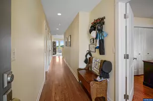 762 SE St Andrews Ln, Dallas, OR 97338 - Photo 6