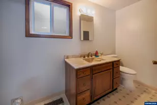 4626 2nd Pl SE, Salem, OR 97302 - Photo 16