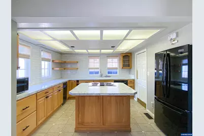 952 Main St E, Monmouth, OR 97361 - Photo 18