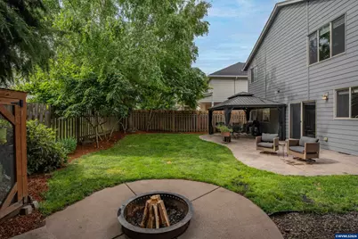2333 Mountain River Dr, Lebanon, OR 97355 - Photo 2