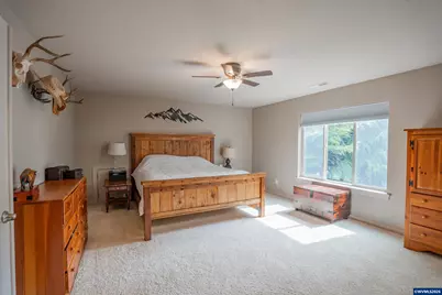 2333 Mountain River Dr, Lebanon, OR 97355 - Photo 6