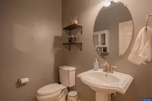 2333 Mountain River Dr, Lebanon, OR 97355 - Photo 34