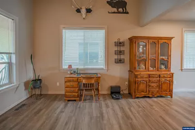 2333 Mountain River Dr, Lebanon, OR 97355 - Photo 20