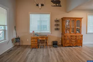 2333 Mountain River Dr, Lebanon, OR 97355 - Photo 20