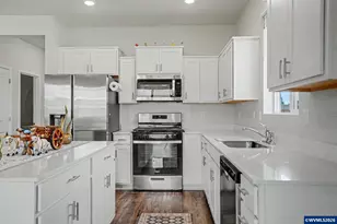 4803 Chive Ave NE, Salem, OR 97301 - Photo 18