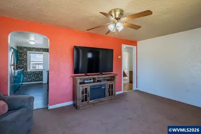 510 W Oak St, Lebanon, OR 97355 - Photo 8