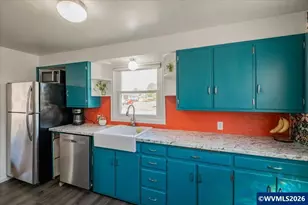 510 W Oak St, Lebanon, OR 97355 - Photo 10
