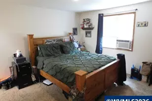 318 NW Denton Ave, Dallas, OR 97338 - Photo 12