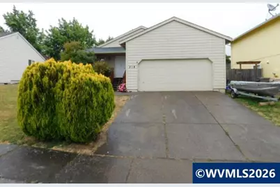 318 NW Denton Av, Dallas, OR 97338 - Photo 1